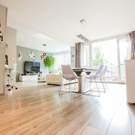 Le Celestay Villeurbanne Buitenkant foto