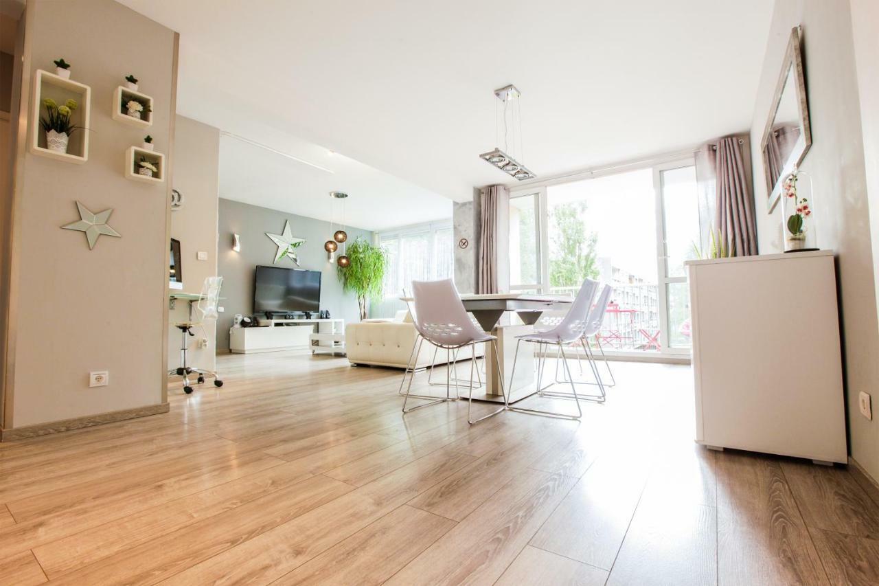 Le Celestay Villeurbanne Buitenkant foto